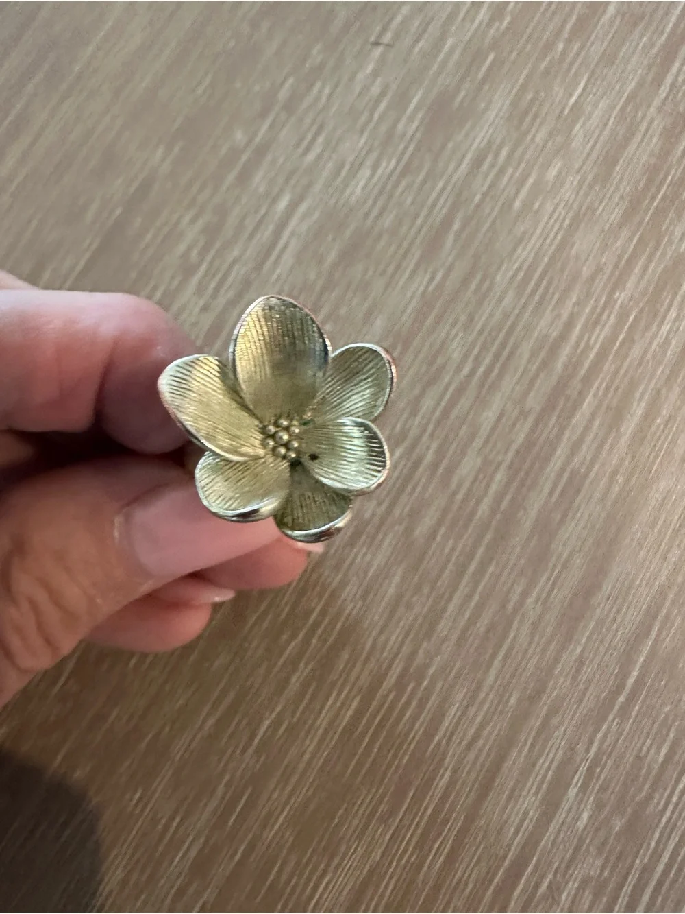 Fossil Flower Statement Ring Silver Tone Textured Floral Size 7